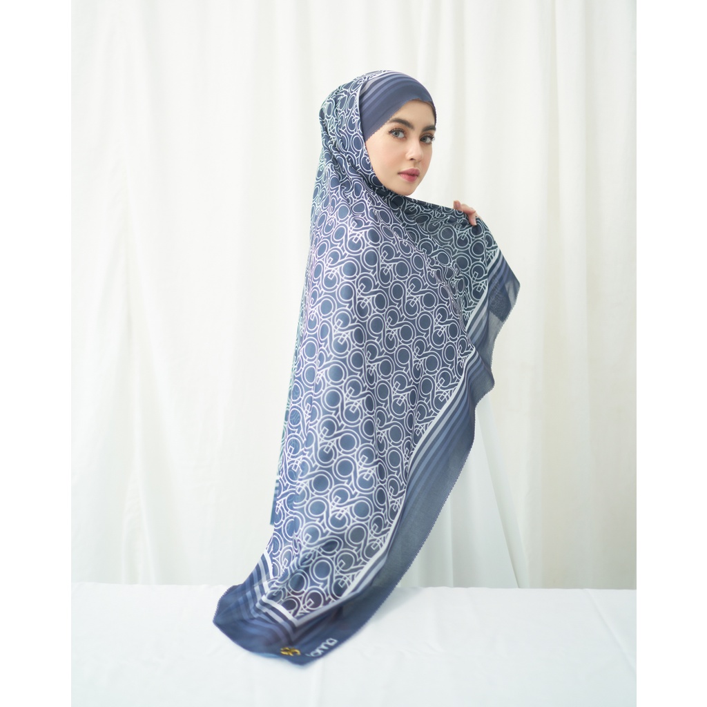 Donna Scarves - The Monogram Luna Series