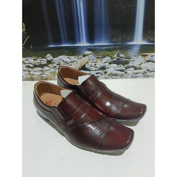SEPATU KULIT PRIA FORMAL BIG SIZE