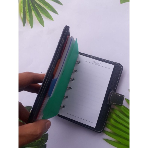 

Terlaris ✨ -FRONT Notebook W10-5001 Buku Tulis Catatan Agenda Jurnal Diary- 2.2.23