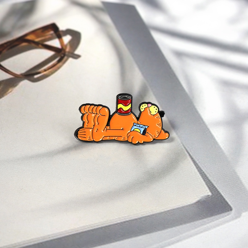 Kartun Animasi Garfield Bros Baju Topi Pin Lencana Ornamen Hadiah Untuk Teman