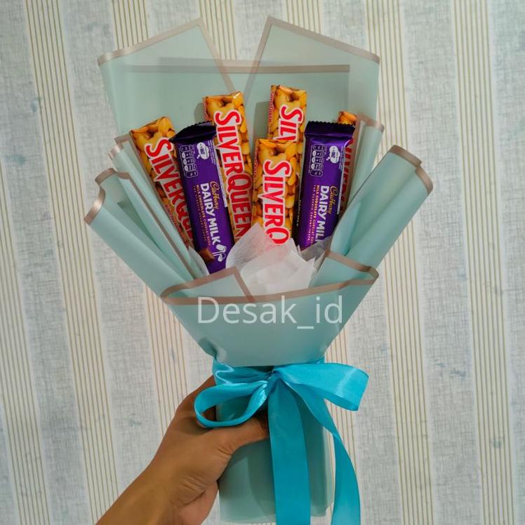 

✸ bucket coklat Silverqueen & Cadbury ✩