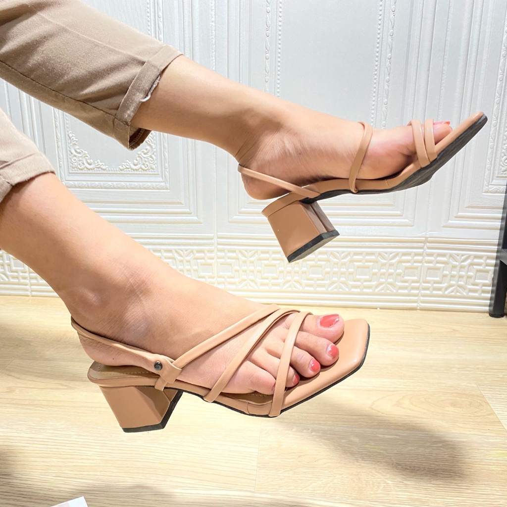 SBM STORE Felice  Sandal Tali Hak Tahu