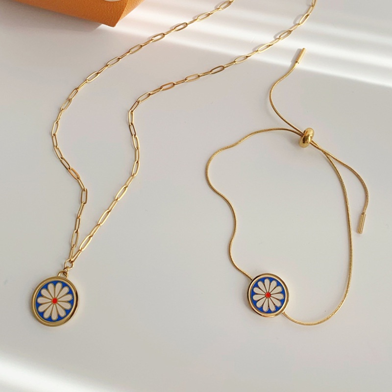 Kalung Gelang Rantai Klavikula Desain Bunga Daisy Bahan Stainless Steel Gaya Vintage