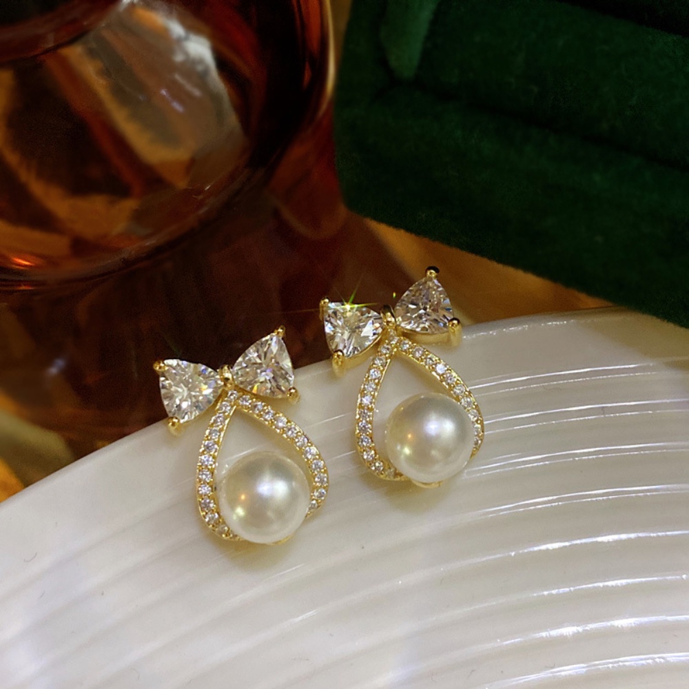 Deartiara Perancis Vintage Manis Berlian Busur Imitasi Mutiara Anting Temperamen Serbaguna Anting Earrings