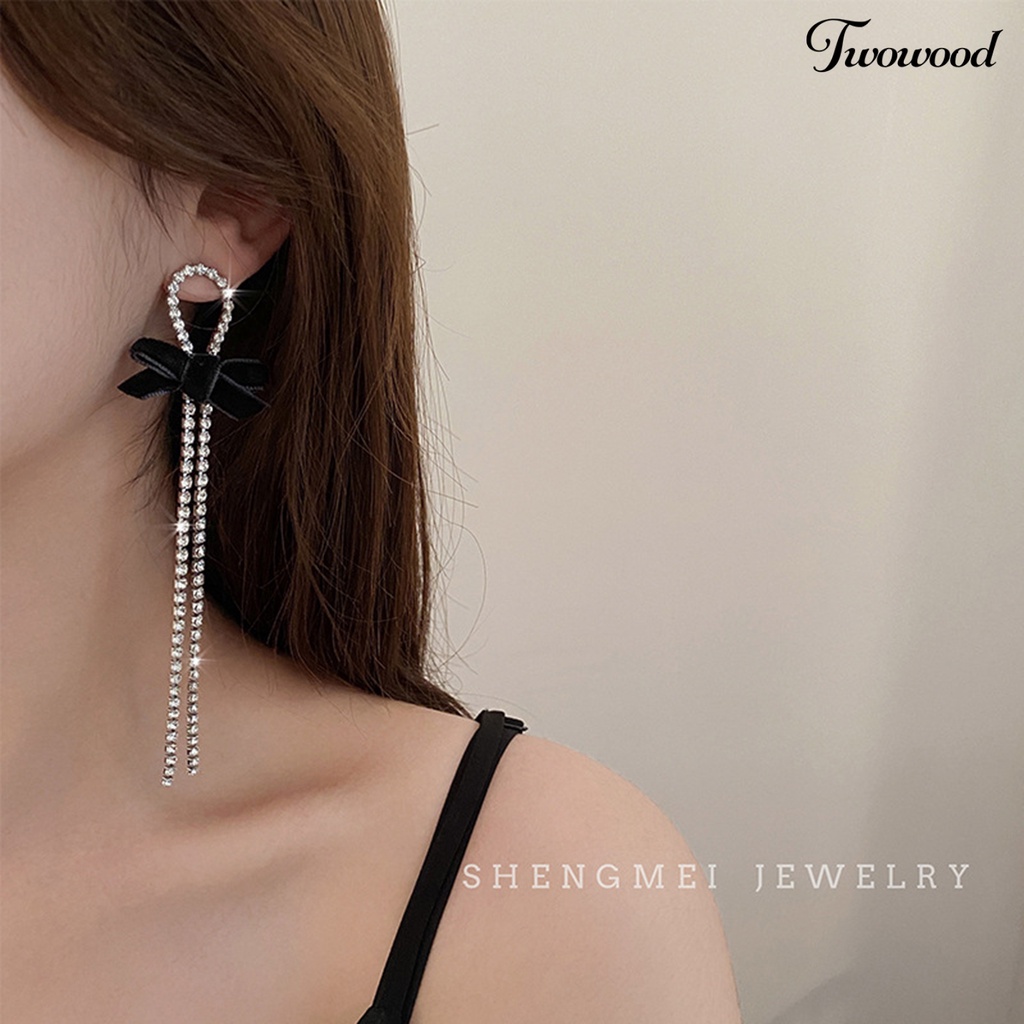 Twowood 1pasang Anting Wanita Berkilau Semua Pertandingan Shiny Efek Visual Desain Rumbai Panjang Anti-Oksidasi Hias Alloy Wanita Bow-knot Earrings Perhiasan Pesta Pernikahan Untuk Wanita