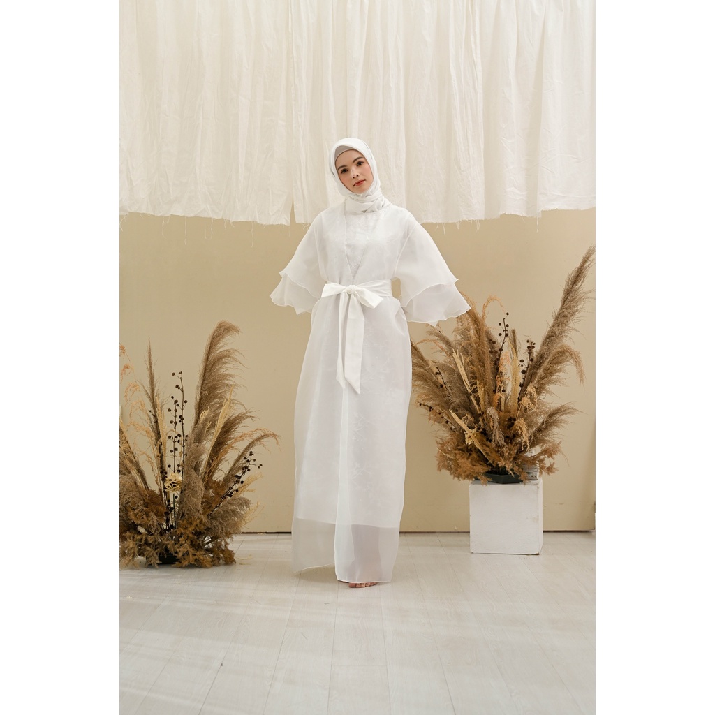 Freesia Hijab Robe - Blooming Collection -KIMONO ROBE PENGANTIN BERHIJAB