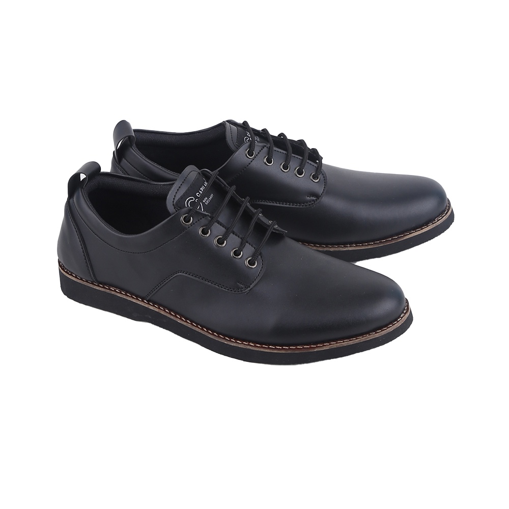 Sepatu Formal Casual Pria Sepatu Pantofel Black Cowok Laki Laki Trendi Kerja Kantor Sekolah Scurity Paskibra Pesta Kondangan UC18