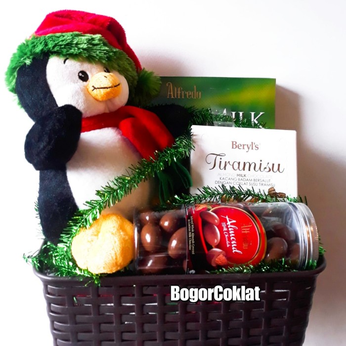 

%$%$%$%$] Parsel Natal Pinguin Coklat