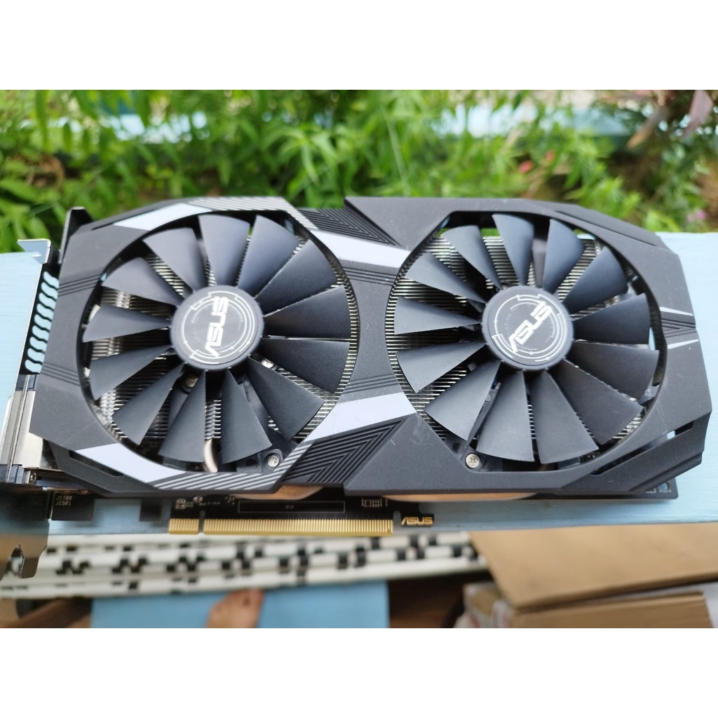 ASUS OC RX 580 8GB 256 BIT  LIKE NEW