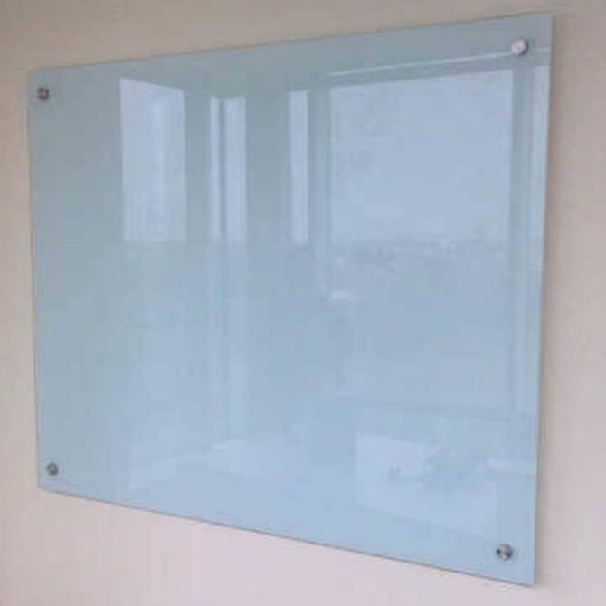 

Glass board gantung 90 x 120 cm