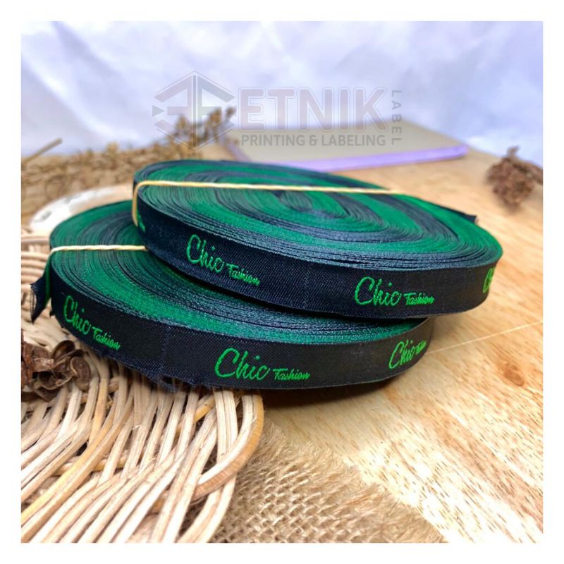 

Woven bordir 1,5x5 Ter Murah(12.000pcs)label baju label Woven label hijab label jilbab