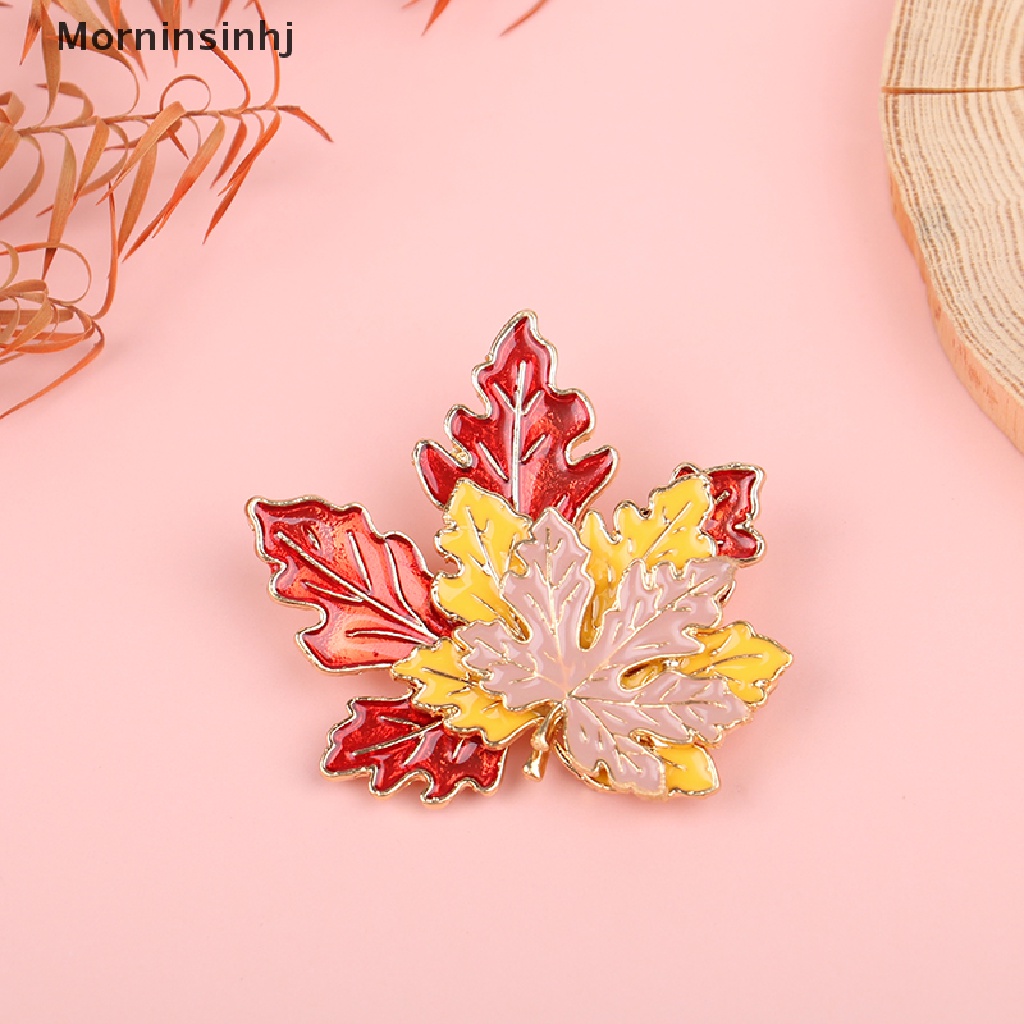 Mornin Vintage Bros Daun Maple Bros Untuk Wanita Alloy Enamel Lapel Brooch Pin Sweater Mantel Aksesoris Pakaian Perhiasan Hadiah id