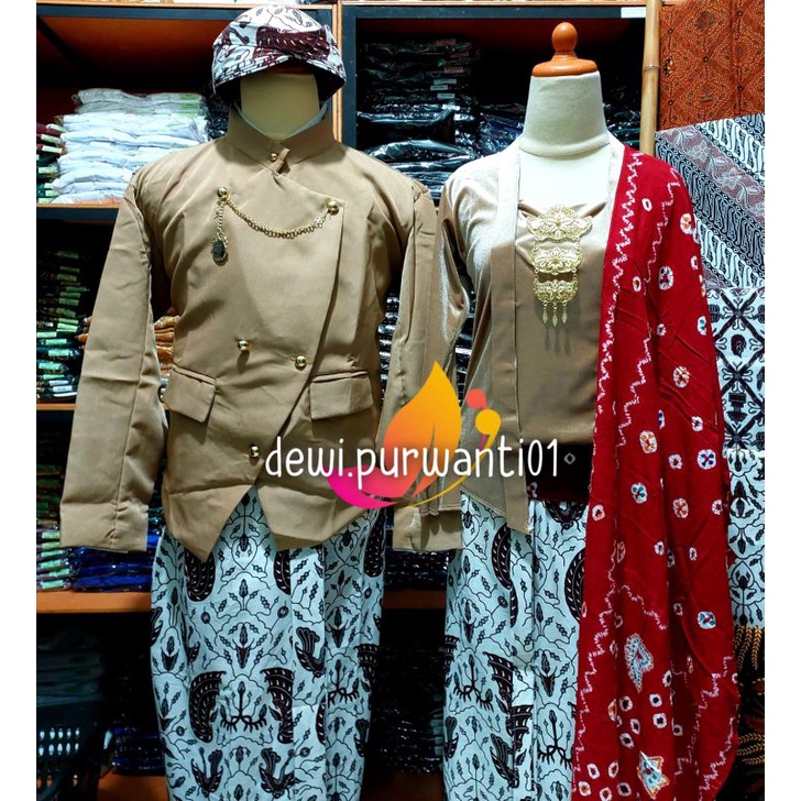[1Set] Pakaian Prewedd/Couplean Beskap Solo + Kebaya Kutubaru warna Mocca_Lengkap Slendang Jumputan