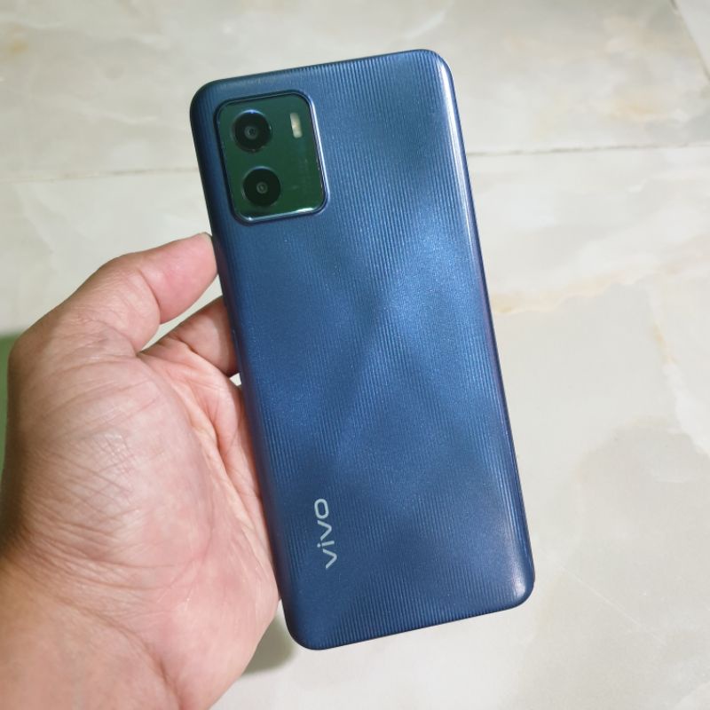 vivo y15s 3/32 ram 3gb rom 32gb mulus normal siap pakai