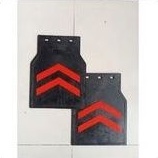 Karpet Lumpur mobil Pickup karpet sersan cepet ceceret roda Lis merah putih  Kuning Emas  Mudguard Universal ukuran 22x26cm sepasang 2 pcs