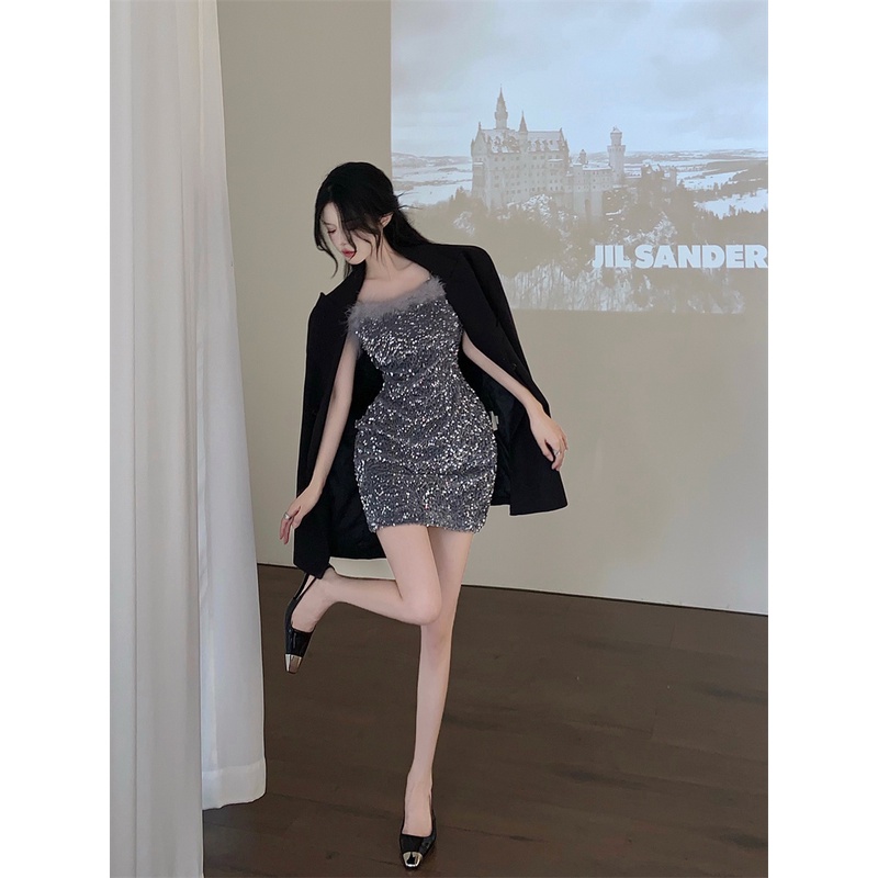 Red Spice Girl Mewah Jahitan Payet Sling Gaun Wanita Musim Semi Seksi Tas Pinggang Tinggi Rok Pinggul Canggih Ramping Rok