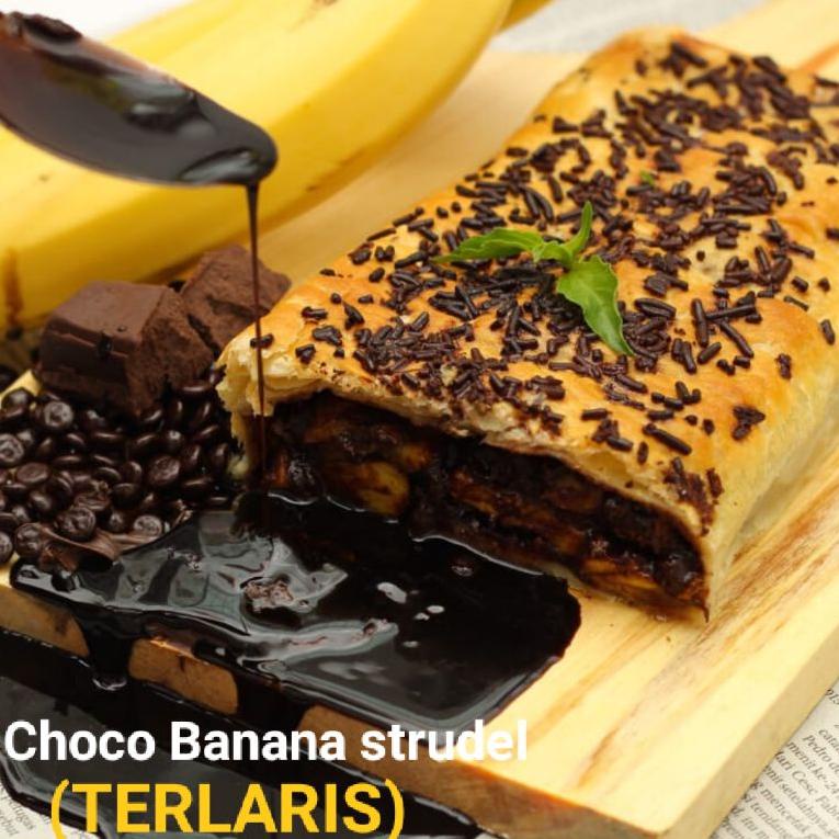 

J90 Banana strudel malang choco almond apel original strudel oleh oleh kota malang BIG SALE ス