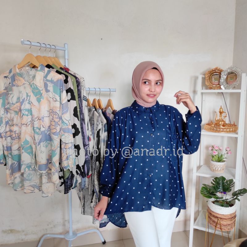 PATTERN OVERSIZE BLOUSE MOTIF POLKA NAVY - KEMEJA MOTIF - KEMEJA OVERSIZE - KEMEJA BASIC
