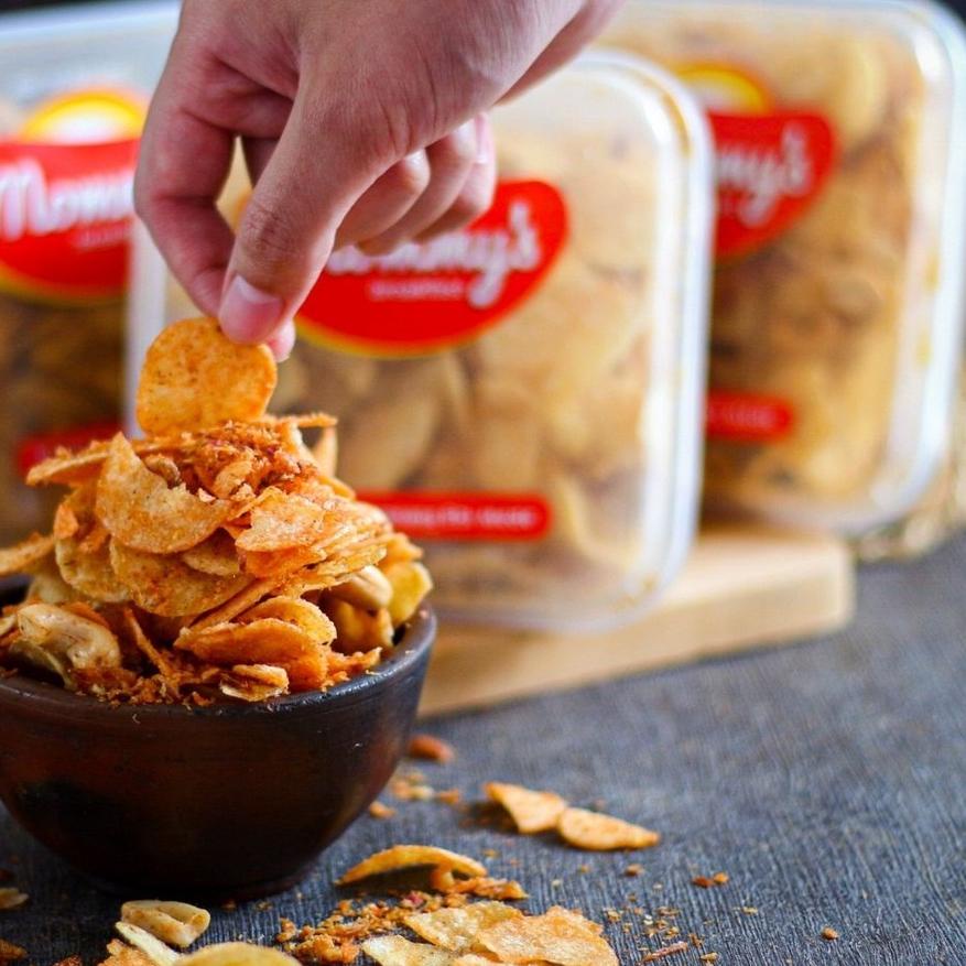 

✳ Keripik Kentang Ebi Mede Medium Size 205g Mommys Potato Chips Kering Kentang Cemilan Nusantara ➷