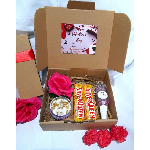 

Hampers Valentine Gift Coklat & Lilin Aromaterapi Scented Candle Roses