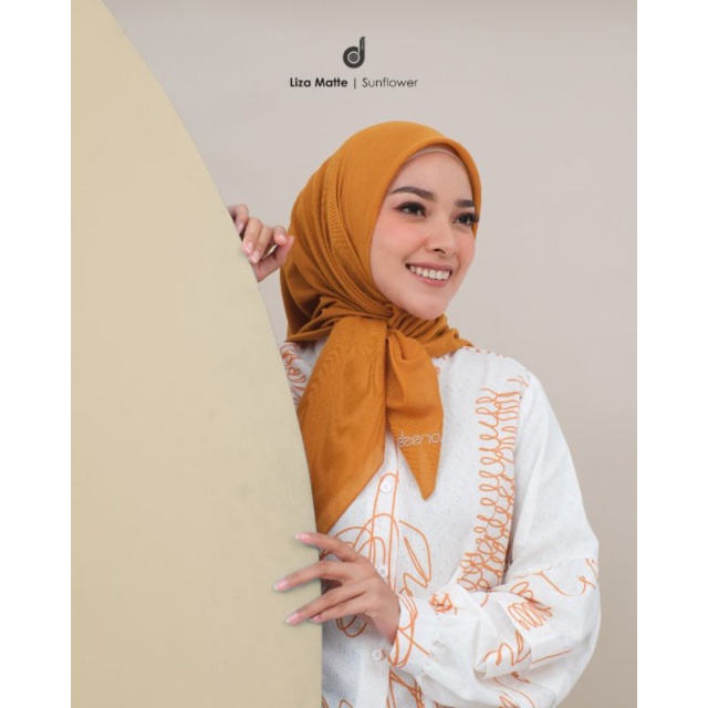 Kerudung Deenay Polos Sunflower ( Bahan Voal )