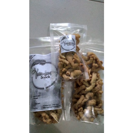 

KripikUsus Yummy
