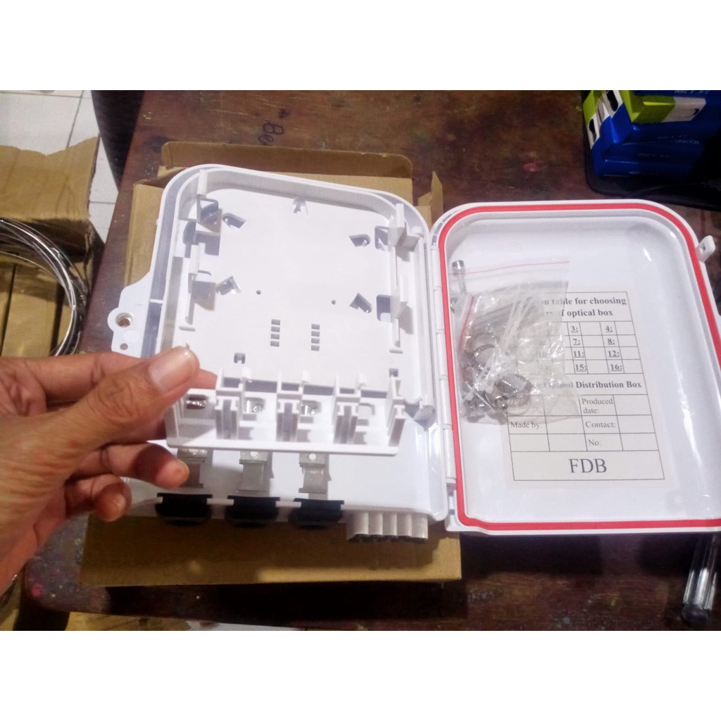 BOX ODP 8 CORE FULLSET WITH SPLITER 1X8 TALI WARNA