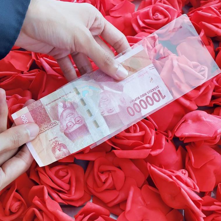 

Y39 PLASTIK UANG TEBAL TANPA PEREKAT 7 × 15cm / PLASTIK OPP UANG RESTOCK ㄳ