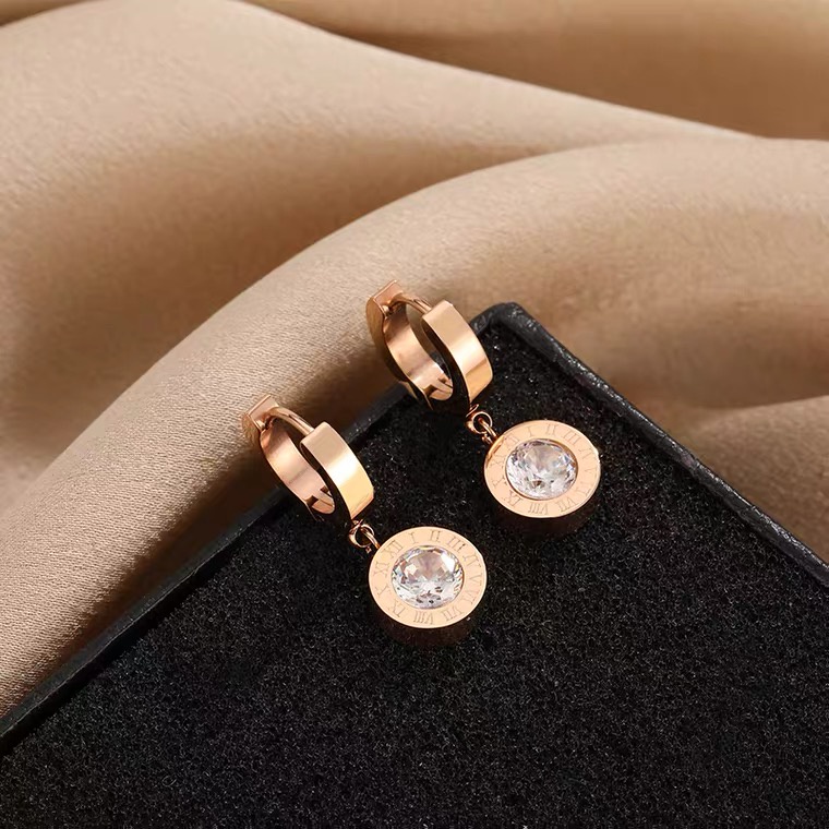 Anting Hoop Dengan Berlian Gaya Roman | Anting Rumbai Aksen Berlian | Anting Bahan Titanium Steel 18K Warna Rose Gold | Anting Bahan Stainless Steel