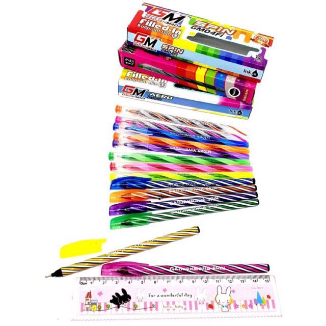 

PULPEN Lilin Bolpenku Tinta Hitam Grip dan Spiral 1 Pak isi 12 Pcs
