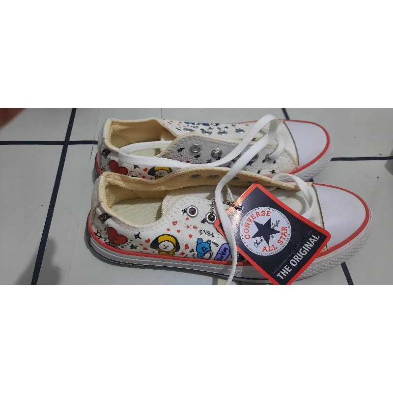 Sepatu Anak Converse /BTS 21