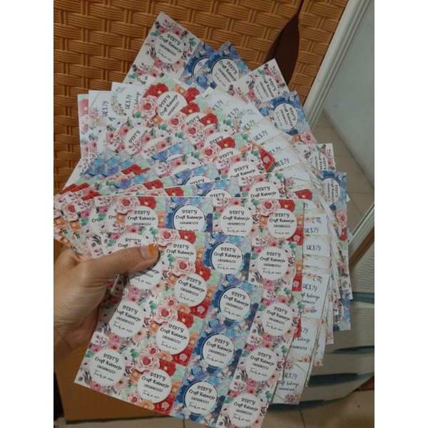

STIKER PRODUK PRAKTIS DAN EKONOMIS BISA DITEMPEL DI MIKA/TOPLES/ STAND POUCH