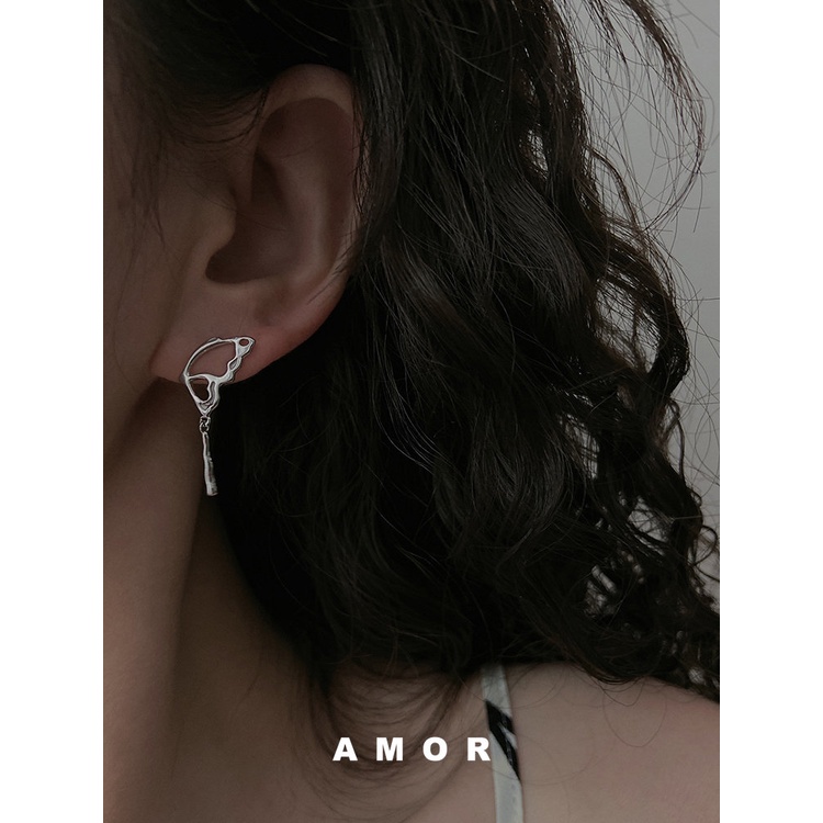 Anting Mutiara Kupu-Kupu Gaya Perancis Desain Ceruk Gadis Lembut Perempuan ins Asimetri