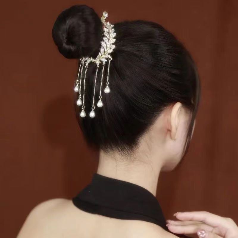 Ins Gaya Berlian Imitasi Rumbai Rambut Cakar Sanggul Hair Clip Hiasan Rambut Pengantin Wanita Elegan Ponytail Holder Hairpin Shiny Ponytail Hair Claw Gadis Fashion Mutiara Berlian Imitasi Jepit