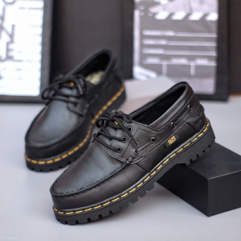 WOLF DM - Sepatu Pantofel Formal Docmart Low Boots Kerja Pria