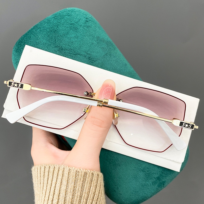 (YUZHU) Desain Mode Baru Frameless Poligonal Baca Kacamata Bingkai Logam Anti Cahaya Biru HD PC Gradien Membaca Eyeglasses