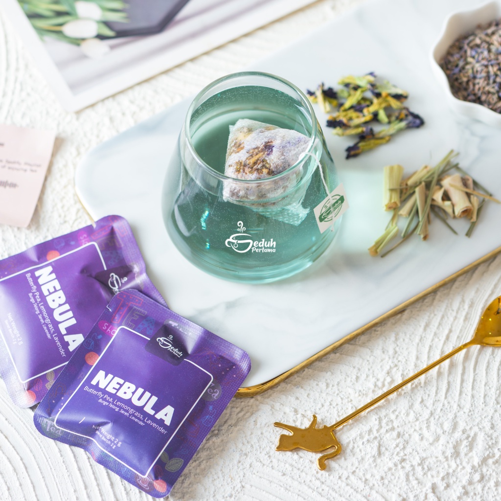 

Seduh Space Nebula | Artisan Tea Blend Premium Bunga Telang, Sereh Kering, Bunga Lavender Kering