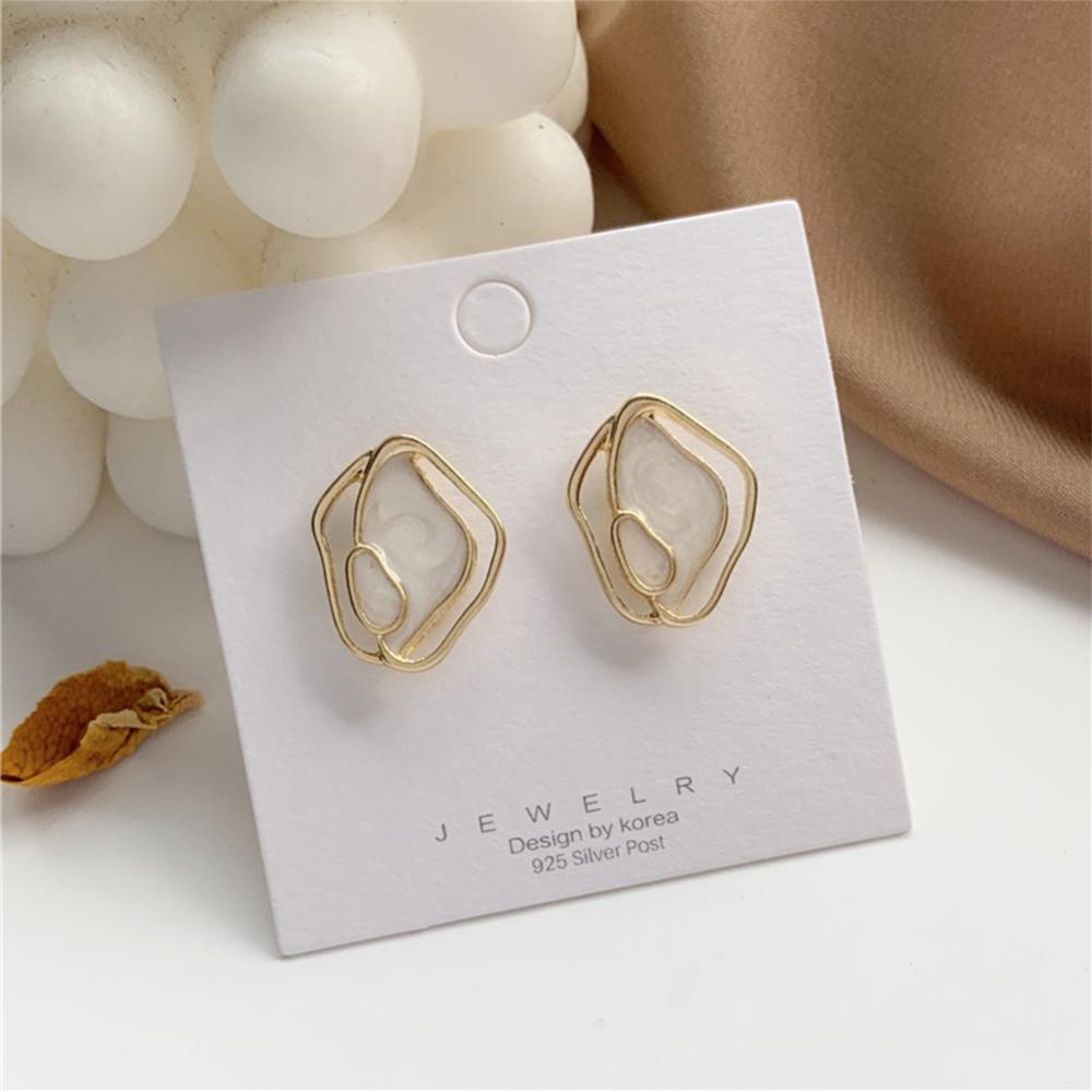 Timekey Temperamental Sederhana Geometris Shell Ear Studs Earrings Serbaguna Paduan Telinga Studs Wanita Perhiasan Aksesoris C2N9