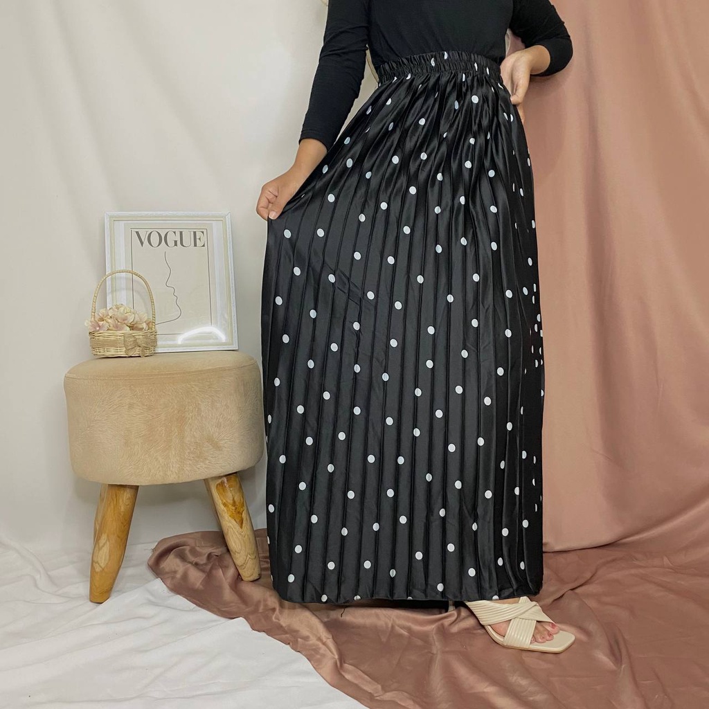 ROK PLISKET HYGET LIPATAN BESAR/ROK PLISKET KLOK MOTIF POLKADOT