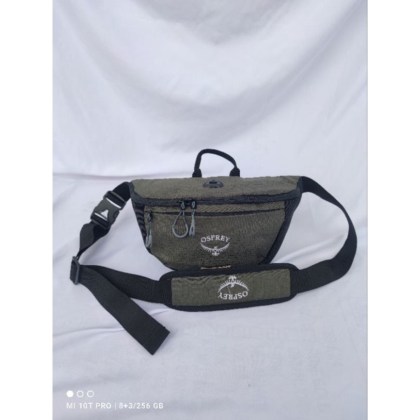 Tas Selempang Pria Waterproof Trendy Waistbag Anti Air Tas Pinggang Pria Wanita Terbaru