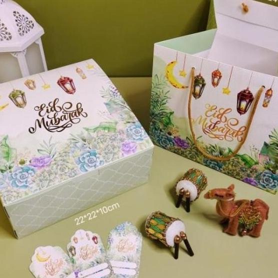 

10 SET PACKAGING HAMPERS IDUL FITRI PAPERBAG LEBARAN + BOX 22X22X10 CM TH5464TY