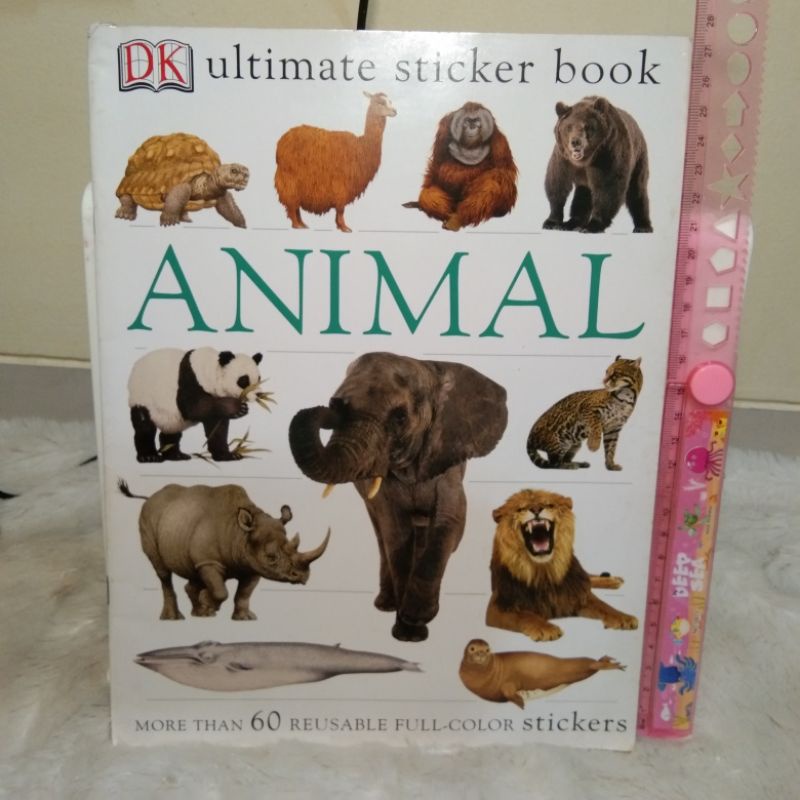Buku anak DK Ultimate Sticker Book ANIMAL
