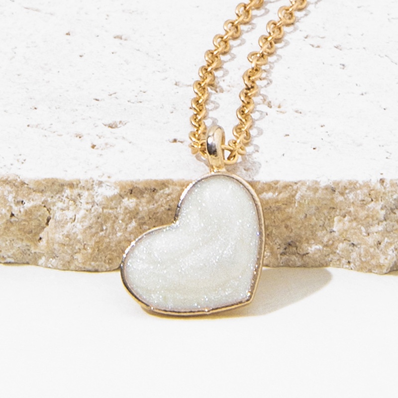 Bermutu Tinggi Perasaan Bersih Merah, Temperamen Manis, Rantai Tulang Selangka, Rantai Emas Prancis Yang Modis, Kalung Liontin Cinta Putih, 1buah