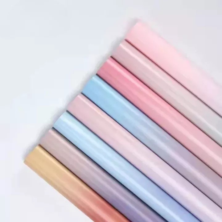 [20 Lembar] Kertas Buket Bunga Gradasi Warna / Kertas Cellophane Gradasi / Flower Wrapping Paper Gradient / Cellophane Gradient