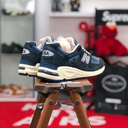 New Balance 990v2 x Teddy Santis &quot;Navy&quot;