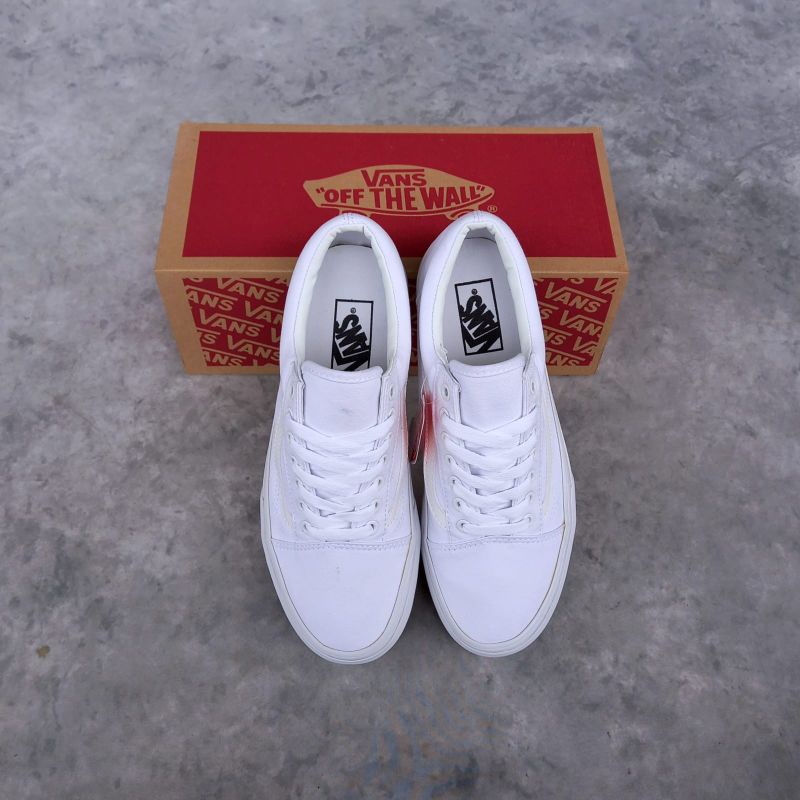 Vans Oldskool all white