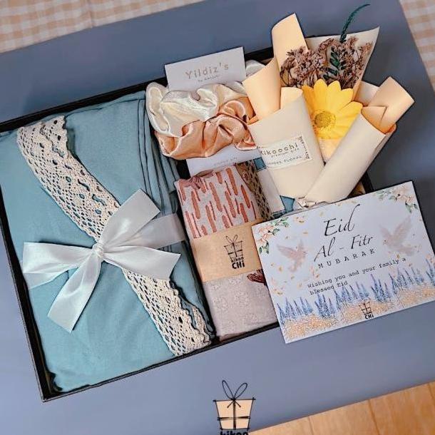 

Kikoochi Lebaran - Hadiah Kado Idul Fitri Hampers Ramadhan Mukena Cewe Istanasembakoo