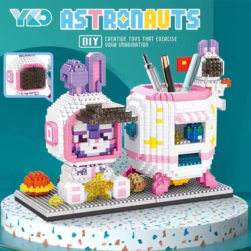 Astronot Blok Bangunan Kompatibel Lego Building Blocks diy Puzzle Goyang Happy Spaceman Luminous Pen Holder Hadiah Untuk Teman