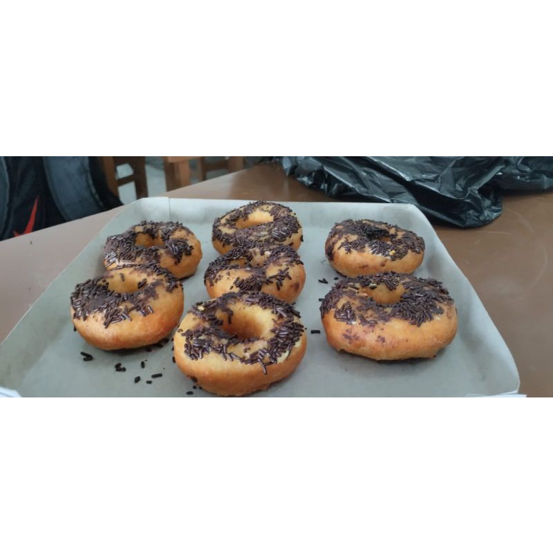

Donat_Lezat