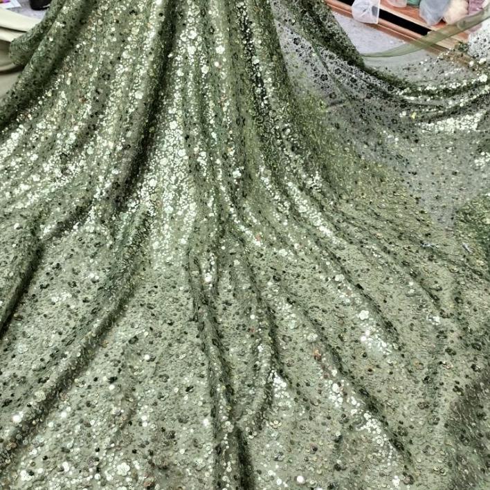 Kain Tile Payet Squeen / Kain Tile Payet/ Bahan Brokat Kebaya / tule mix sequin ( harga per setengah